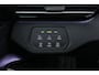 Volkswagen ID.4 Family 77 kWh | Trekhaak | CarPlay | Dealer onder. | Panorama | Stoel-&stuurverwarming | Adapt. Cruise | Org. NL |