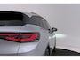 Volkswagen ID.4 Family 77 kWh | Trekhaak | CarPlay | Dealer onder. | Panorama | Stoel-&stuurverwarming | Adapt. Cruise | Org. NL |