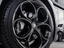 Alfa Romeo Giulia 2.0 T AWD Veloce 280 pk | leer | 19 inch | Veloce Stoelen | Navigatie | Memory