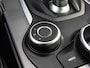 Alfa Romeo Giulia 2.0 T AWD Veloce 280 pk | leer | 19 inch | Veloce Stoelen | Navigatie | Memory