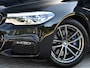 BMW 5-Serie Touring 530i xDrive High Executive | M-Pakket | Panoramadak | Harman/Kardon | HUD | Active Cruise | 360 Camera | Stuur Verwarming | Ambiance Interieur | Stoelverwarming | Elektr. Verst. Stoel |