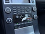 Volvo V70 2.4D Momentum Automaat | Leder | Panorama | Navigatie | Cruise | Climate | Stoelverwarming | Sensoren