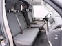 Volkswagen Transporter 2.0 TDI L2H1 Highline Automaat - LED - Bijrijdersbank - Laadruimte betimmering - Navigatie - Achterdeuren- Trekhaak