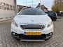 Peugeot 2008 1.2 PureTech Blue Lease Executive Panodak,Navigatie