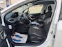 Peugeot 2008 1.2 PureTech Blue Lease Executive Panodak,Navigatie
