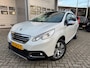 Peugeot 2008 1.2 PureTech Blue Lease Executive Panodak,Navigatie