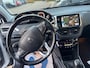 Peugeot 2008 1.2 PureTech Blue Lease Executive Panodak,Navigatie