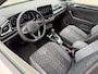 Volkswagen T-Roc 1.5 TSI 150pk DSG R-Line | Camera | Keyless | Elek. Achterklep | Dode hoek | Rijklaar incl. 1 jaar Bovag garantie