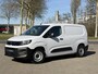 Opel Combo-e Electric L2 50 kWh 136pk | ACTIE | 8 jaar garantie | 2-zits | Warmtepomp | Verwarmbare voorstoelen | ECO LED koplampen | NAVI | Multimedia | Apple Carplay | Android Auto | Achteruitrijcamera | Parkeersensoren voor en achter | Dode hoek detectie | Digital cockpit | Stuurwielbediening | Bestuurdersstoel comfort | Houten afwerking laadruimte | Reservewiel |van €32.985 voor €26.895 ex. BTW rijklaar