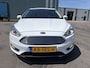 Ford Focus Wagon 1.0i Eco-Boost First Edition 6-Bak 126 PK. Mooie en zeer goed onderhouden auto !!! Distributieriem is vervangen !! Rijdt nieuw !