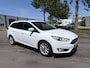 Ford Focus Wagon 1.0i Eco-Boost First Edition 6-Bak 126 PK. Mooie en zeer goed onderhouden auto !!! Distributieriem is vervangen !! Rijdt nieuw !