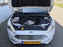 Ford Focus Wagon 1.0i Eco-Boost First Edition 6-Bak 126 PK. Mooie en zeer goed onderhouden auto !!! Distributieriem is vervangen !! Rijdt nieuw !