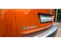 Peugeot e-2008 EV Allure Première 1 fase 50 kWh | Nappa Leder | Stoelverwarming | Camera | Warmtepomp | Orange Fusion