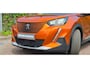 Peugeot e-2008 EV Allure Première 1 fase 50 kWh | Nappa Leder | Stoelverwarming | Camera | Warmtepomp | Orange Fusion