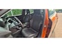 Peugeot e-2008 EV Allure Première 1 fase 50 kWh | Nappa Leder | Stoelverwarming | Camera | Warmtepomp | Orange Fusion