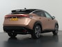 Nissan Ariya Trend Plus 91 kWh | SOH 99% | Trekhaak | Elektrisch verstelbare stoelen + Geheugen | BOSE audio | Stoelverwarming voor + achter | Navigatie | 360 Camera | DAB | Apple CarPlay/Android Auto | Stuurverwarming | Panoramadak | HUD | Adaptieve Cruise Control | Ele. kofferdeksel |