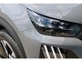Peugeot 2008 GT | Active Safety Brake met camera en radar (automatisch noodremsysteem) met Distance Alert (waarschuwing dreigende aanrijding) | Advanced Active Safety Brake met camera en radar | Climate Control