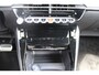 Peugeot 2008 GT | Active Safety Brake met camera en radar (automatisch noodremsysteem) met Distance Alert (waarschuwing dreigende aanrijding) | Advanced Active Safety Brake met camera en radar | Climate Control