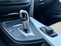 BMW 3-Serie 320i Aut Sedan I Lees Tekst I Leer I Clima I APK 12-2026