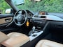 BMW 3-Serie 320i Aut Sedan I Lees Tekst I Leer I Clima I APK 12-2026