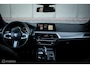 BMW 5-Serie 520i M Pakket G30 | Schuifdak | Comfort Seats | HUD | NAP NL auto | Rijklaarprijs | Carbon Black | Camera |