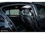BMW 5-Serie 520i M Pakket G30 | Schuifdak | Comfort Seats | HUD | NAP NL auto | Rijklaarprijs | Carbon Black | Camera |