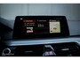 BMW 5-Serie 520i M Pakket G30 | Schuifdak | Comfort Seats | HUD | NAP NL auto | Rijklaarprijs | Carbon Black | Camera |