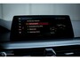 BMW 5-Serie 520i M Pakket G30 | Schuifdak | Comfort Seats | HUD | NAP NL auto | Rijklaarprijs | Carbon Black | Camera |
