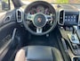 Porsche Cayenne 4.8 S 400 PK 4x4 Lage kms Cam Leer Open dak Blikvanger