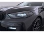BMW 1-Serie 120i M Sport | CarPlay | Panoramadak | Org. NL | Sportstoelen | Stoelverwarming | Sfeer | Dealer onderh. |