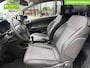 Opel Corsa 1.6-16V T Color Edition|Stoelverwarming|Airco|Stuurverwarming|PDC