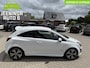 Opel Corsa 1.6-16V T Color Edition|Stoelverwarming|Airco|Stuurverwarming|PDC