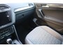 Volkswagen Tiguan 1.4 eHybrid Life Edition TREKHAAK-ELEK. CAMERA STUUR/STOELVERWARMING ELEK.LAADKLEP SFEERVERLICHTING CARPLAY NAVI DAB ENZ!