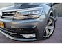 Volkswagen Tiguan 1.4 TSI ACT R-LINE Highline Automaat Panoramadak Advance Pakket Electrische achterklep Afneembare Trekhaak Etc.