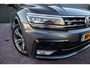 Volkswagen Tiguan 1.4 TSI ACT R-LINE Highline Automaat Panoramadak Advance Pakket Electrische achterklep Afneembare Trekhaak Etc.