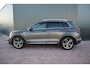 Volkswagen Tiguan 1.4 TSI ACT R-LINE Highline Automaat Panoramadak Advance Pakket Electrische achterklep Afneembare Trekhaak Etc.