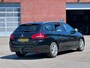 Peugeot 308 SW 1.2 PureTech Blue Lease Executive Navigatie*Pano*Cruise*Trekhaak*Clima*Dealer onderhouden*LM velgen*