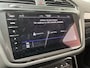 Volkswagen Tiguan 1.4 TSI eHybrid Life / AUTOMAAT/ PANO/ TREKHAAK/ KEYLESS/ DIGITAL DASH/ CRUISE/ NAVI/ PARK. SENSOREN + CAMERA/ CLIMA/ STOELVERWARMING