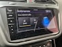 Volkswagen Tiguan 1.4 TSI eHybrid Life / AUTOMAAT/ PANO/ TREKHAAK/ KEYLESS/ DIGITAL DASH/ CRUISE/ NAVI/ PARK. SENSOREN + CAMERA/ CLIMA/ STOELVERWARMING