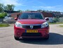 Dacia Sandero 1.2 Lauréate Airco*14-06-2027 APK*Trekhaak*NAP*Elektrische ramen*Stuurbekrachtiging*