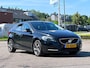 Volvo V40 1.6 T2 Kinetic Camera*Cruise*Airco*Trekhaak*LM velgen*6 versnelling*