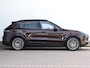 Porsche Cayenne 3.0 E-Hybrid Platinum Edition | Luchtvering | Sport Chrono | Soft Close | 360° Camera | 1e eigenaar |