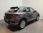 Volkswagen T-Roc 1.5 TSI Sport - Apple Carplay/Android Auto - Adaptive Cruise - Navi - LED - Trekhaak (afneembaar)