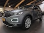 Volkswagen T-Roc 1.5 TSI Sport - Apple Carplay/Android Auto - Adaptive Cruise - Navi - LED - Trekhaak (afneembaar)