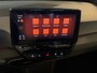 Volkswagen ID.3 Life 58 kWh 204pk Parkeersensoren vóór en achter | Adaptive Cruise Control | Voorstoelen verwarmbaar