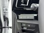 Renault Austral 1.2 E-Tech full hybrid 200Pk Esprit Alpine | Navigatie | Climate Control | Cruise Control Adaptief | El. Verstelbare Stoelen | Apple Carplay/Android Auto | El. Bedienbare Achterklep | Stoel-en Stuurverwarming | Parkeersensoren Voor en Achter met Camera | 20 Inch Lichtmetalen Velgen |