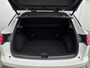 Renault Austral 1.2 E-Tech full hybrid 200Pk Esprit Alpine | Navigatie | Climate Control | Cruise Control Adaptief | El. Verstelbare Stoelen | Apple Carplay/Android Auto | El. Bedienbare Achterklep | Stoel-en Stuurverwarming | Parkeersensoren Voor en Achter met Camera | 20 Inch Lichtmetalen Velgen |