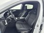 Renault Austral 1.2 E-Tech full hybrid 200Pk Esprit Alpine | Navigatie | Climate Control | Cruise Control Adaptief | El. Verstelbare Stoelen | Apple Carplay/Android Auto | El. Bedienbare Achterklep | Stoel-en Stuurverwarming | Parkeersensoren Voor en Achter met Camera | 20 Inch Lichtmetalen Velgen |