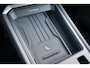 Volkswagen T-Roc Life First Edition | 'App-Connect' draadloze smartphone integratie | Automatische afstandsregeling (Adaptive Cruise Control) | Buitenspiegels elektrisch instel-, verwarm- en inklapbaar