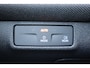 Volkswagen T-Roc Life First Edition | 'App-Connect' draadloze smartphone integratie | Automatische afstandsregeling (Adaptive Cruise Control) | Buitenspiegels elektrisch instel-, verwarm- en inklapbaar